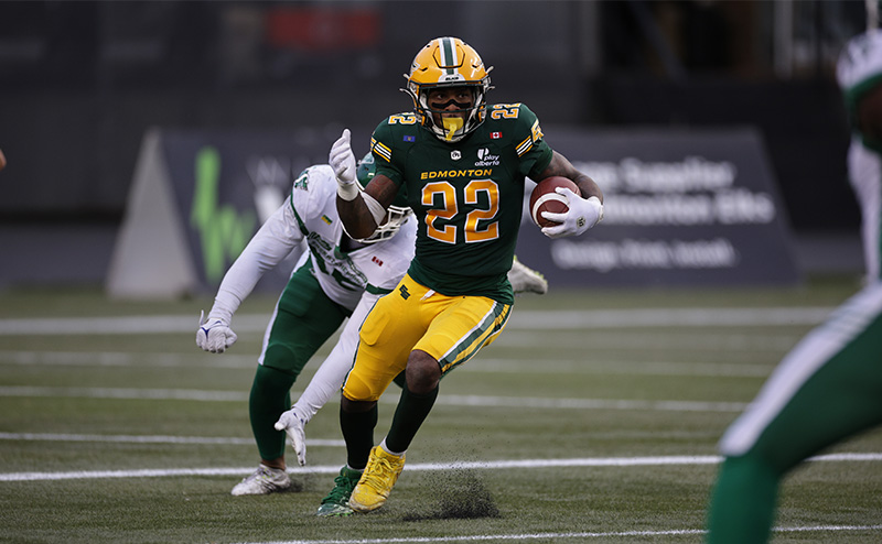 Edmonton Elks player Javon Leake on the field