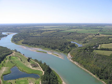 Aerial photo of the Edmonton river valley and the North Saskatchewan River.