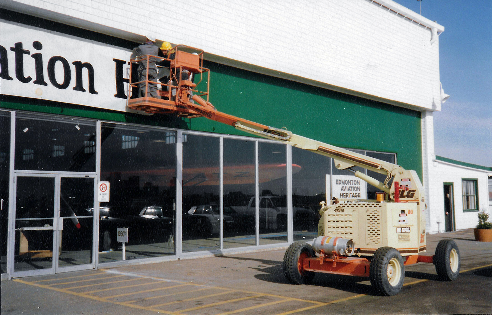 1992: Installing the Edmonton Aviation Heritage Society sign