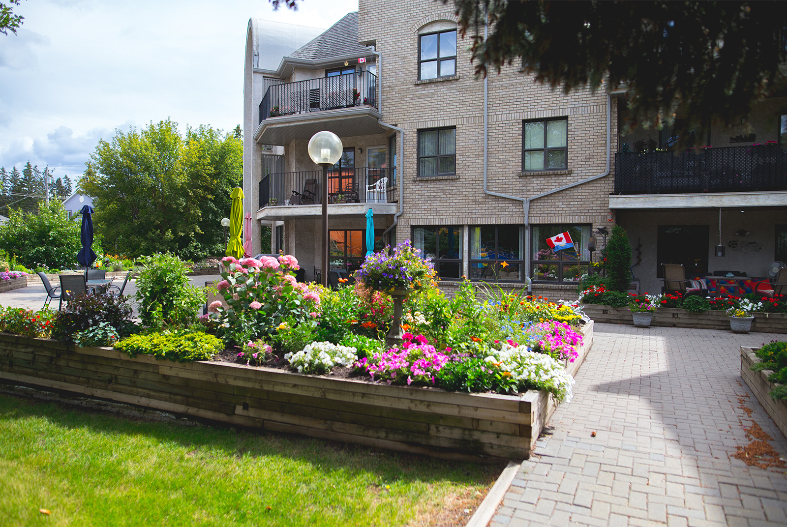 2022 Front Yards in Bloom Winners City of Edmonton