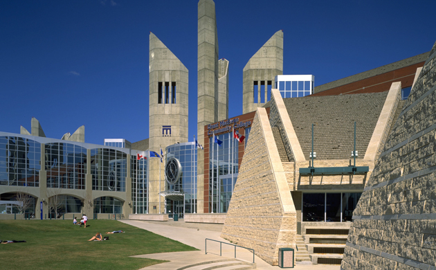 MacEwan University