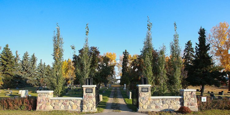 clover bar cemetery main entrance