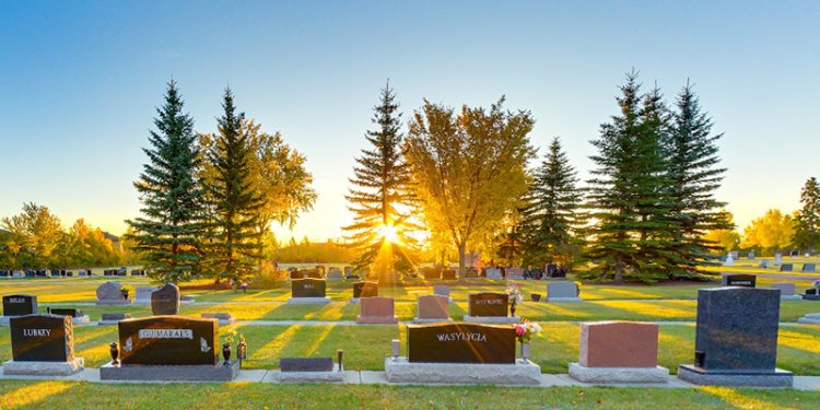 little mountain cemetery entrance